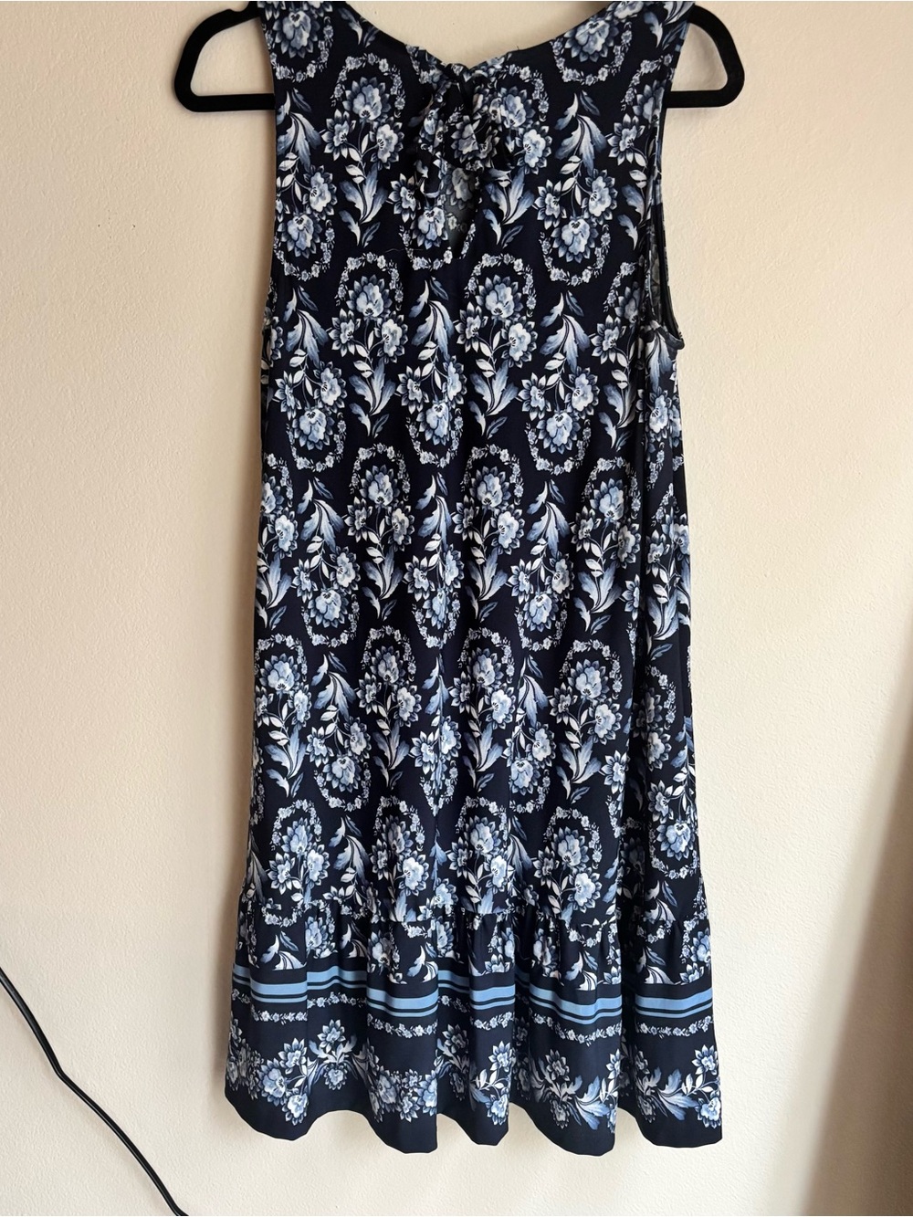 LOFT Black Blue Floral Sleeveless Knee Length Dress Size Small - Picture 5 of 9
